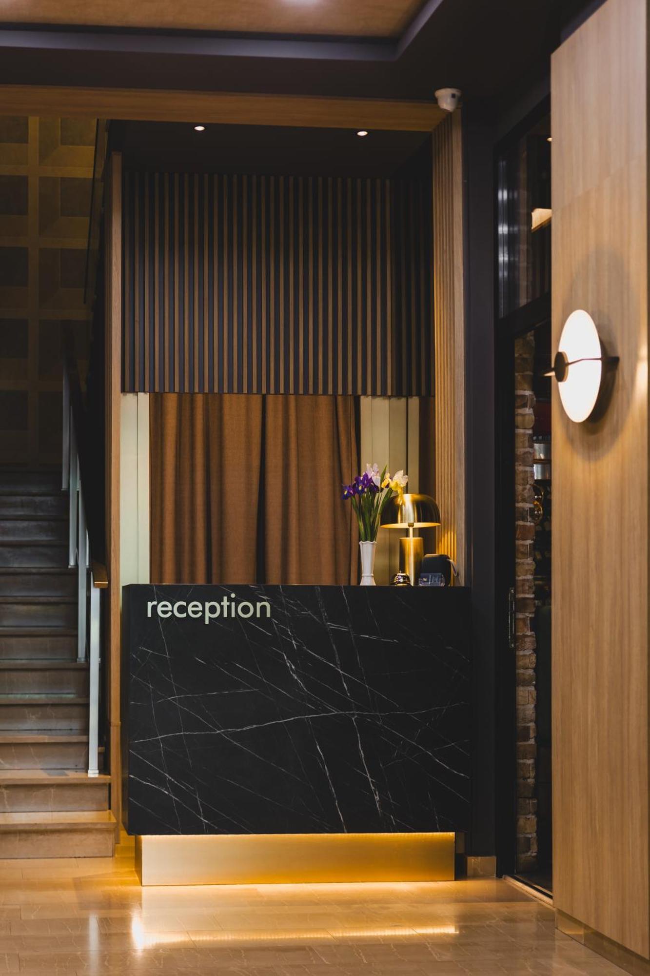 Hotel 219 Budva Luaran gambar