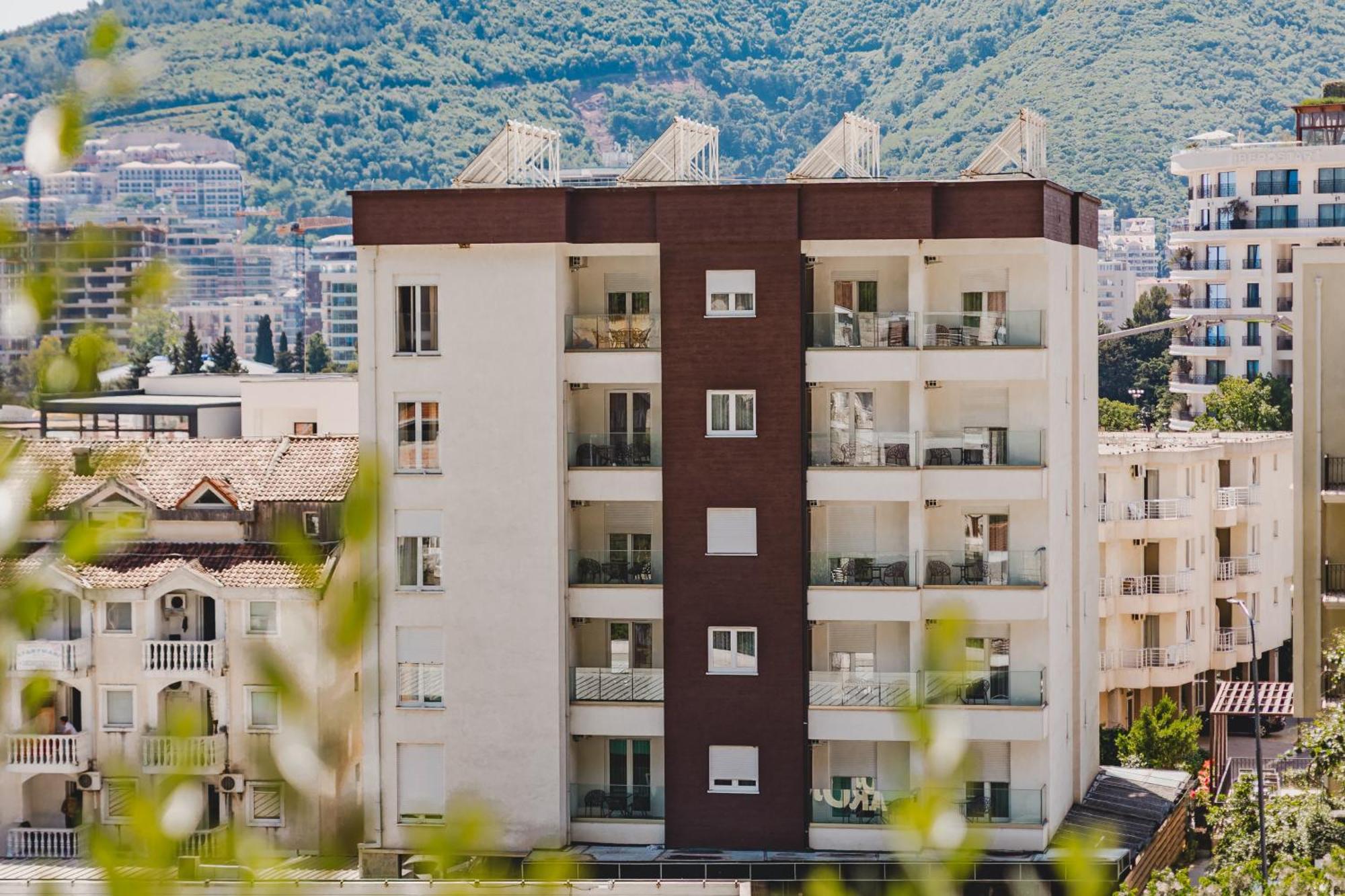 Hotel 219 Budva Luaran gambar