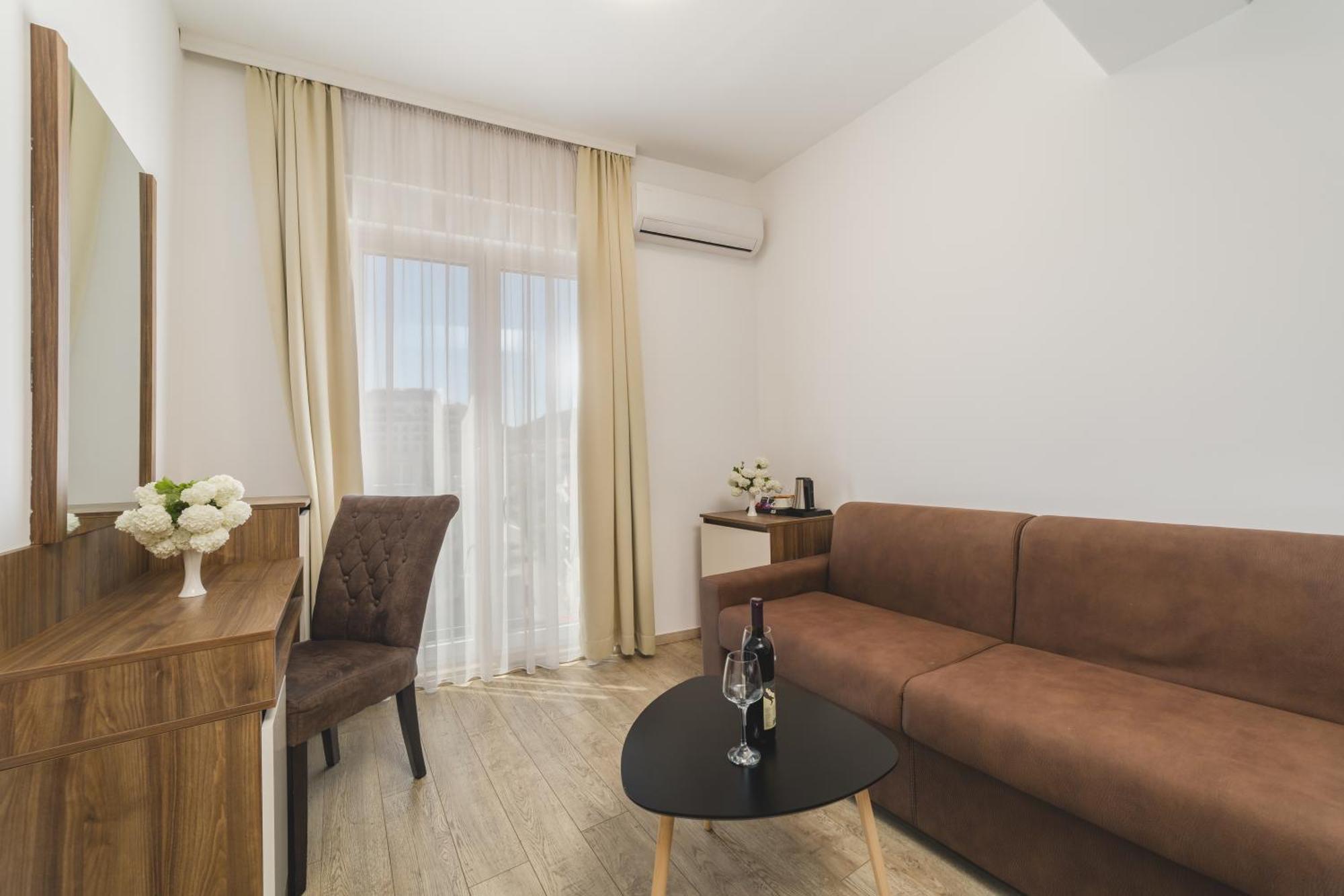 Hotel 219 Budva Luaran gambar