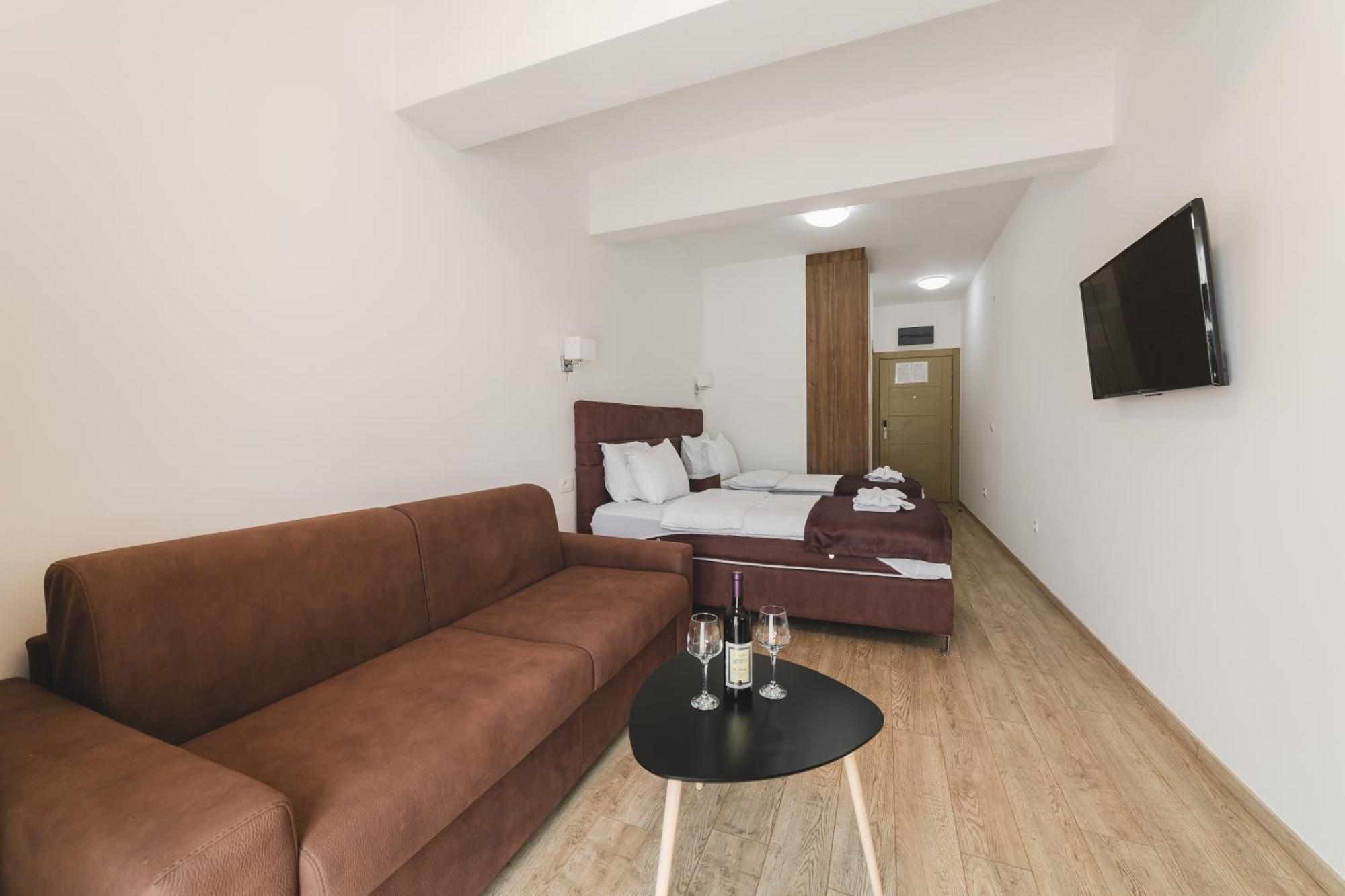 Hotel 219 Budva Luaran gambar
