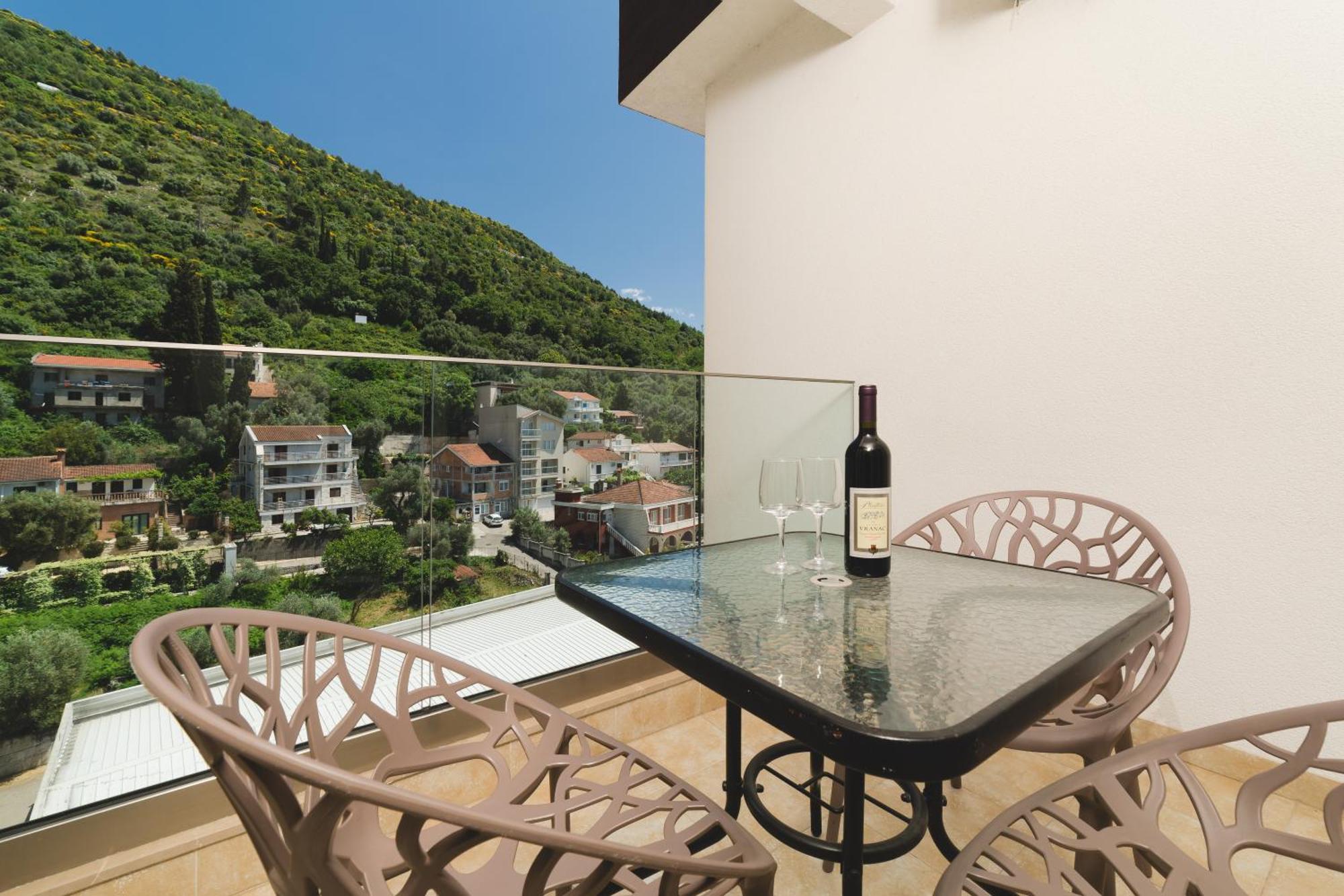 Hotel 219 Budva Luaran gambar