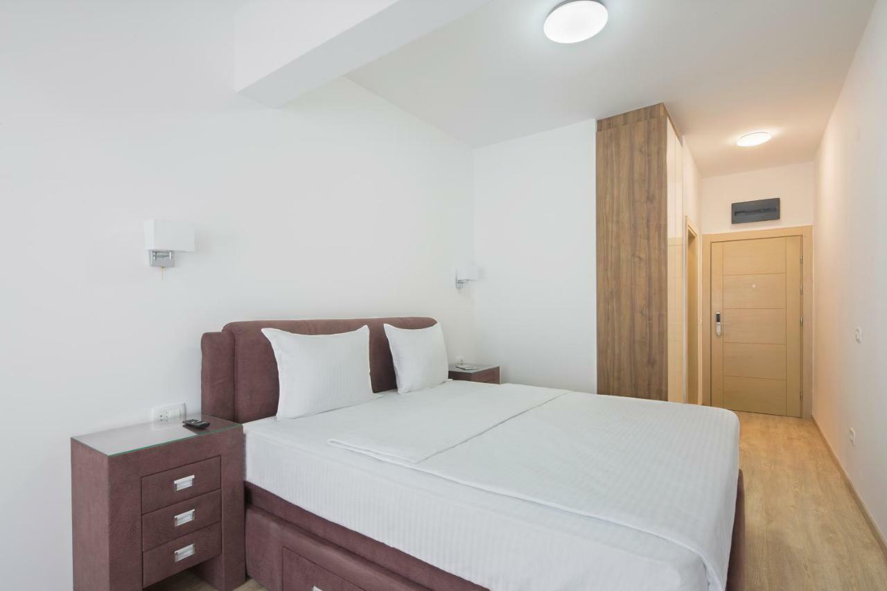 Hotel 219 Budva Luaran gambar